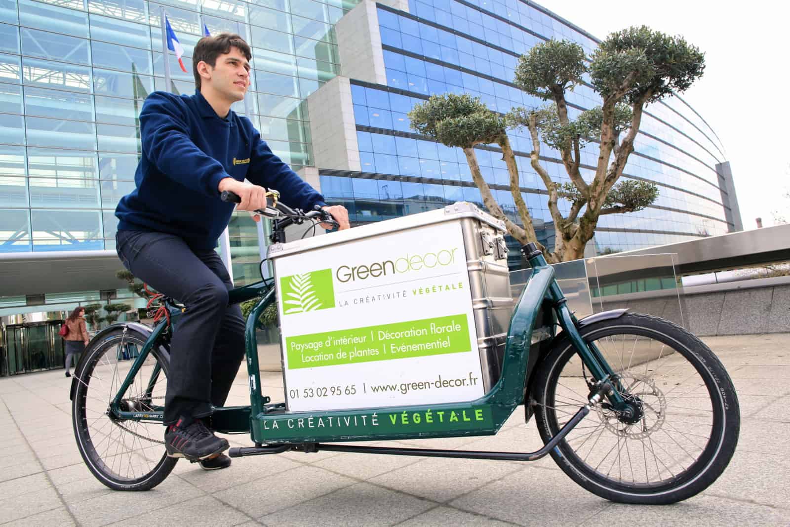 Engagement pour le développement durable. entretien de plantes à Paris par Green Decor